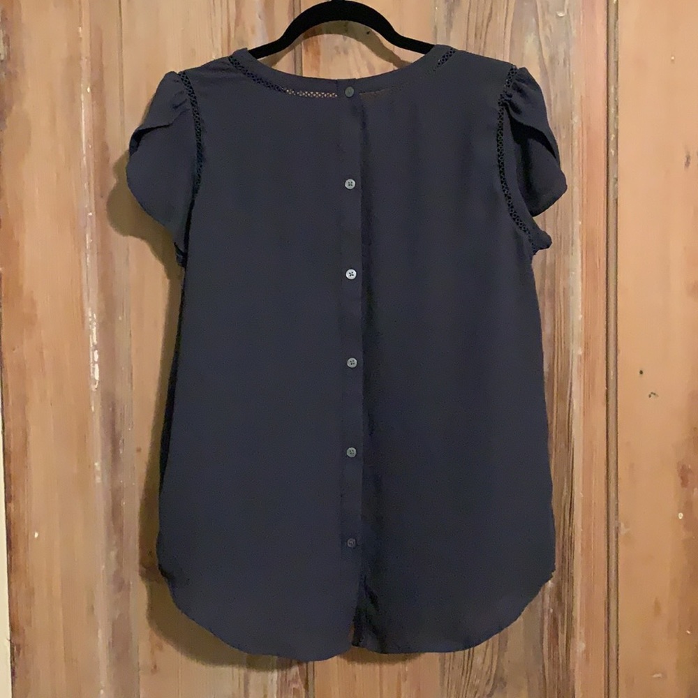 LOFT grey button back flutter sleeve top size M